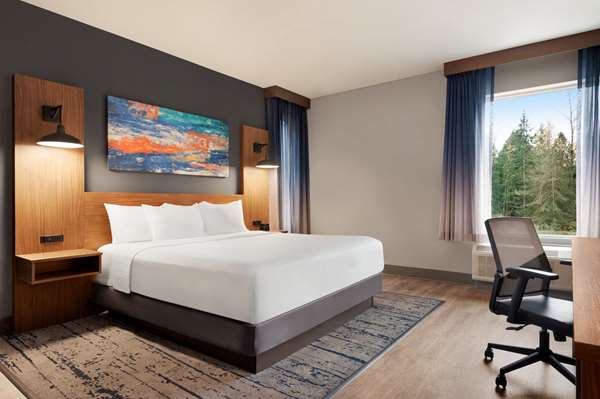 Suite - La Quinta Inn & Suites Marysville - I-5, Exit 202