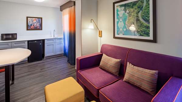  - Best Western Plus Lexington Inn