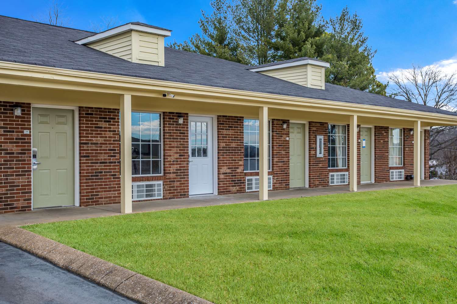 Quality Inn Pulaski, TN See Discounts