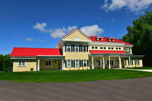 On-Site,Outdoor/Exterior,Exterior View of Building