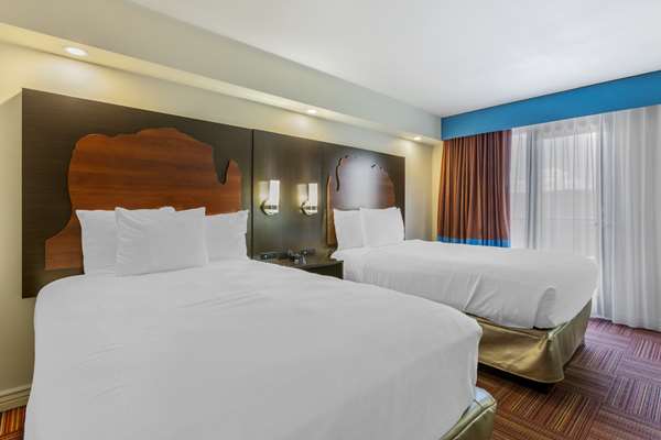 2 Double Beds, Non-Smoking, Mini Fridge, In-Room Safe, Continental Breakfast