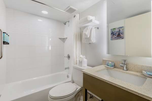 2 Double Beds, Non-Smoking, Mini Fridge, In-Room Safe, Continental Breakfast