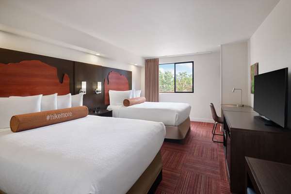 2 Double Beds, Non-Smoking, Mini Fridge, In-Room Safe, Continental Breakfast