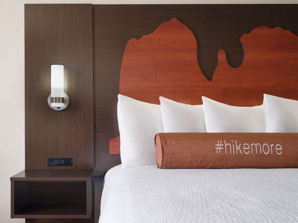 1 King Bed, Non-Smoking, Patio, Mini Fridge, In-Room Safe, Continental Breakfast