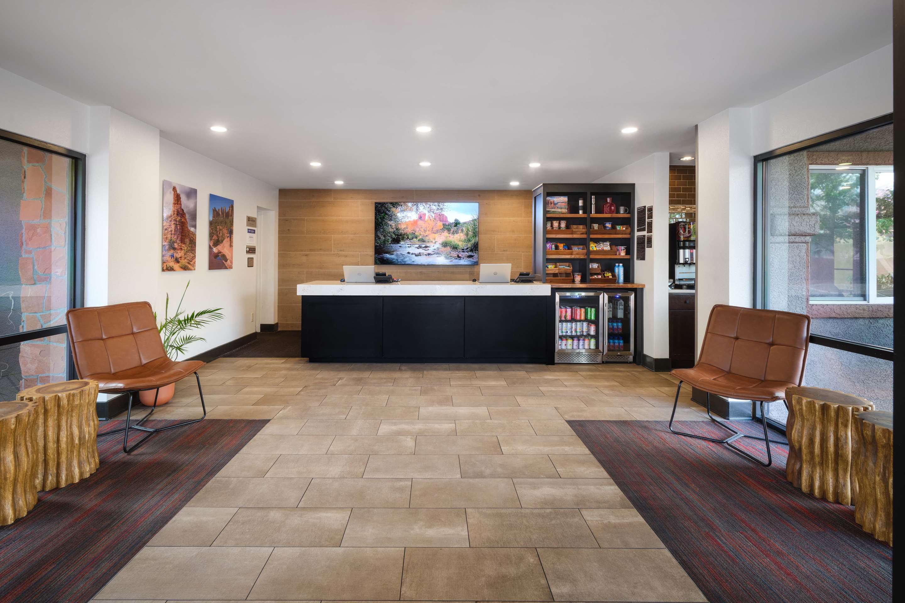 Lobby | Aiden by Best Western Sedona
