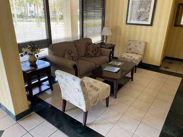  - SureStay Hotel by Best Western Fort Pierce - I-95, Exit 129