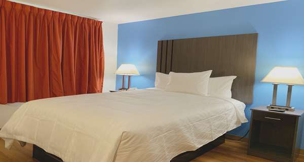  - SureStay Plus Hotel by Best Western East Niagara Falls