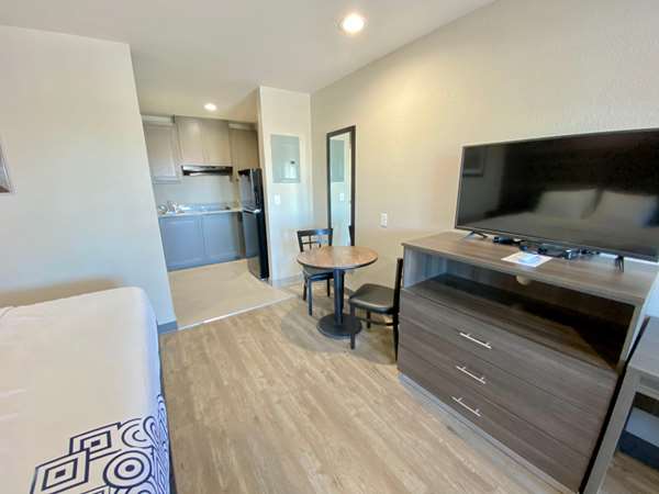  - SureStay Plus Hotel by Best Western Ada