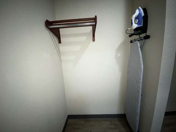  - SureStay Plus Hotel by Best Western Ada