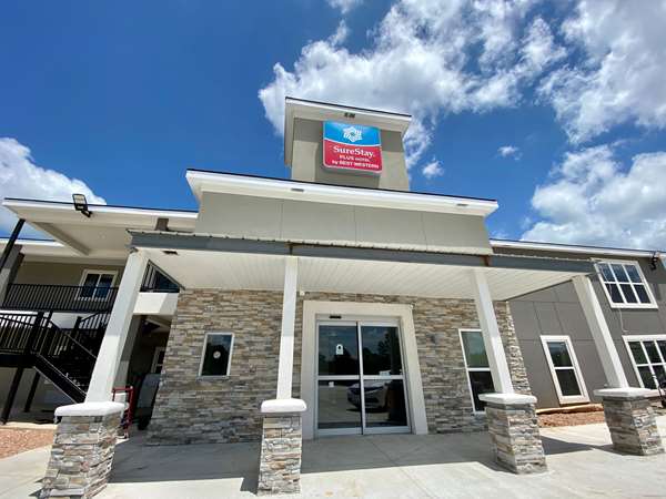 Exterior view - SureStay Plus Hotel by Best Western Ada