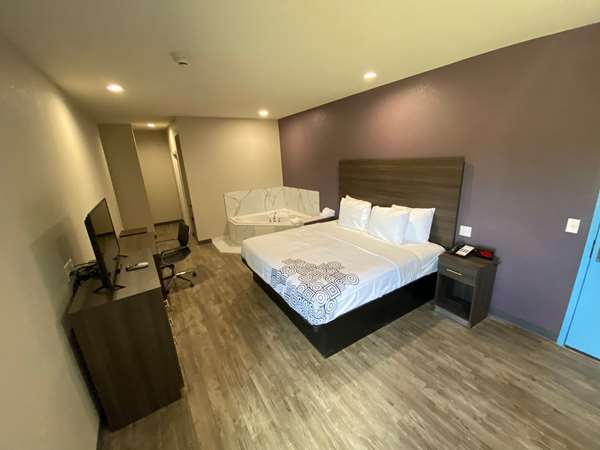 Suite - SureStay Plus Hotel by Best Western Ada