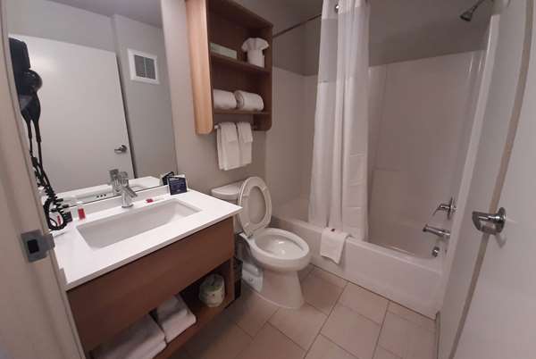  - Microtel Inn & Suites by Wyndham Loveland - I-25, Exit 259