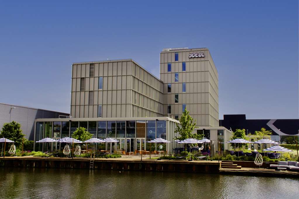 YOTEL Amsterdam