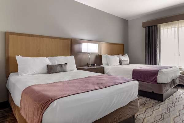  - Best Western Plus Pauls Valley Hotel