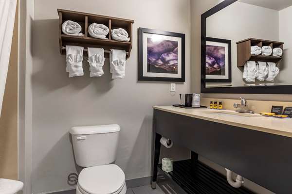  - Best Western Plus Pauls Valley Hotel