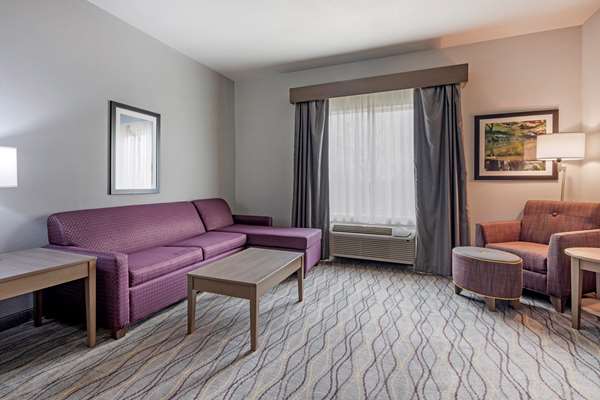  - Best Western Plus Pauls Valley Hotel