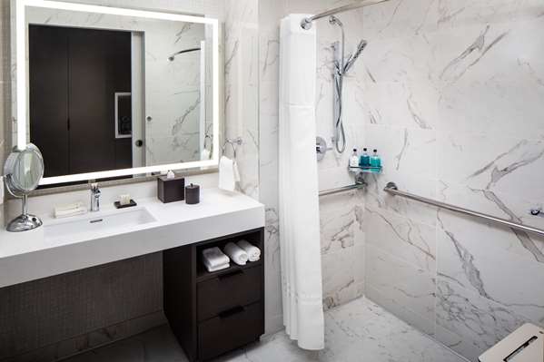  - Hilton Hotel Aventura