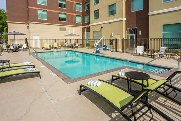 Pool - Hilton Garden Inn East Germantown