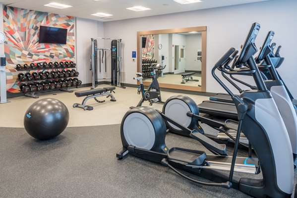Fitness/ Exercise Room - Hilton Garden Inn East Germantown