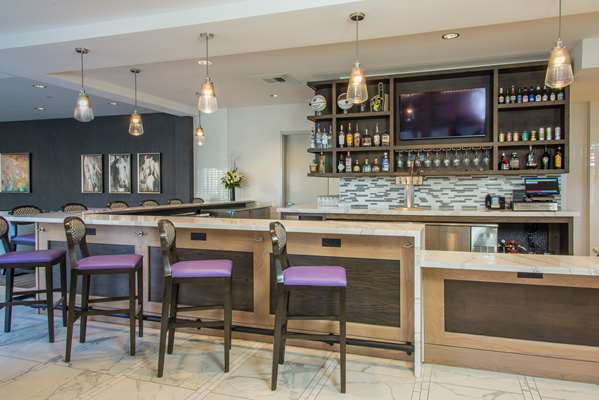 Bar - Hilton Garden Inn East Germantown