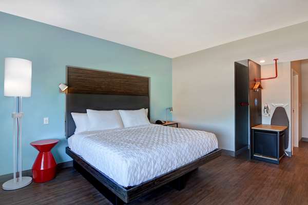  - Tru by Hilton Hotel Fort Walton Beach