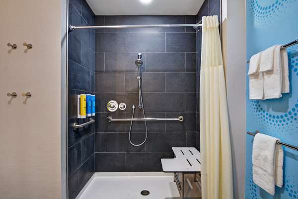  - Tru by Hilton Hotel Fort Walton Beach