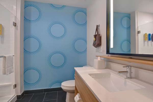  - Tru by Hilton Hotel Fort Walton Beach