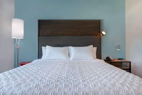  - Tru by Hilton Hotel Fort Walton Beach