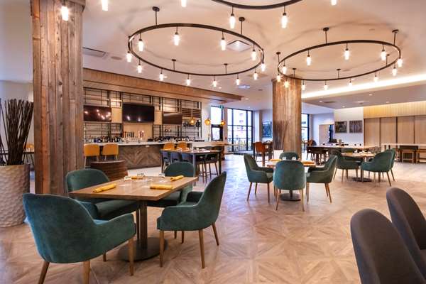 Restaurant - Hilton Garden Inn Moncton