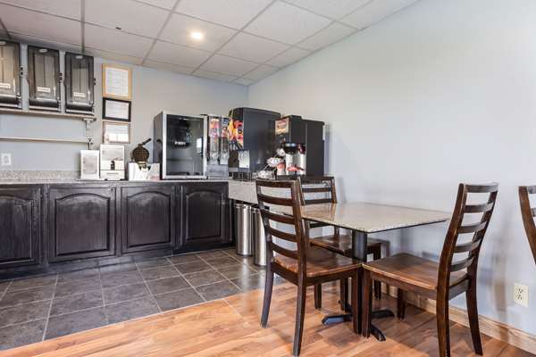 Amenities - Rodeway Inn Lincoln