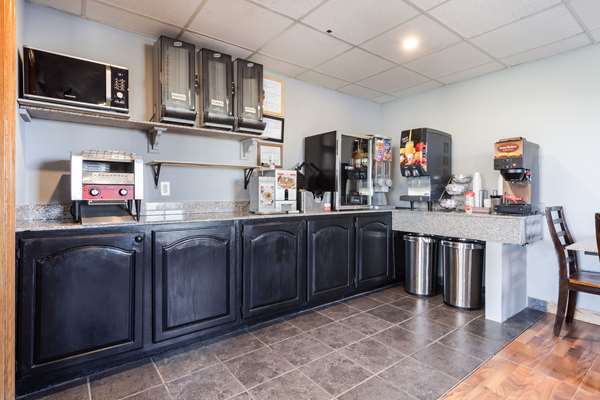 Amenities - Rodeway Inn Lincoln