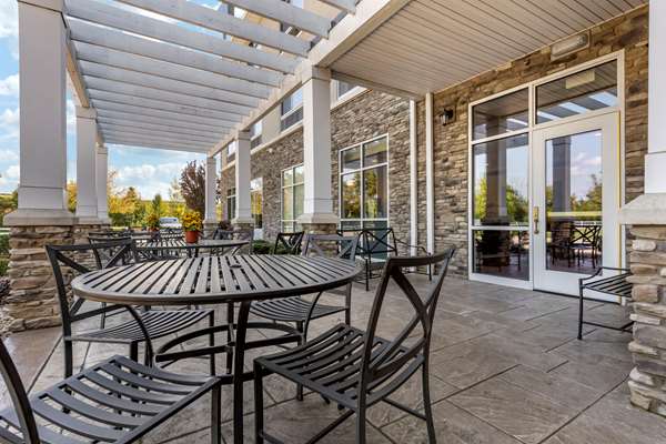 Pool - Comfort Inn & Suites Dover