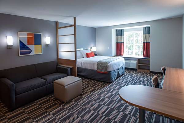  - Microtel Inn & Suites by Wyndham Amsterdam - I-90, Exit 27