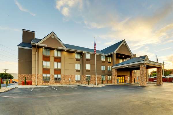 Exterior view - Best Western Plus Riata Hotel Brownwood