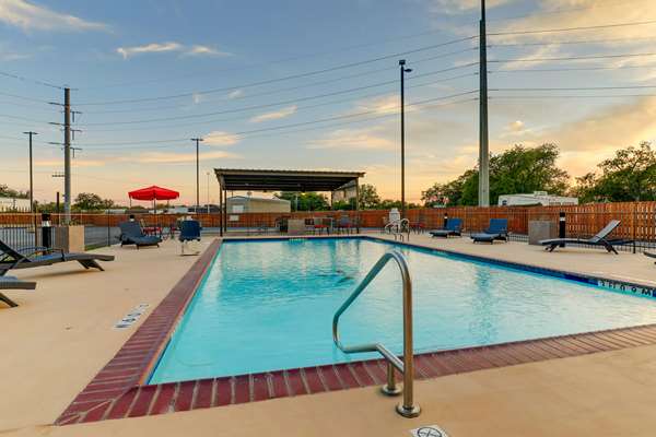 Pool - Best Western Plus Riata Hotel Brownwood