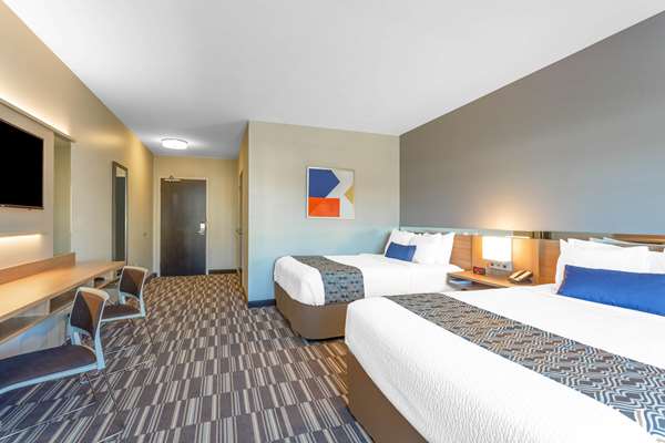  - Microtel Inn & Suites by Wyndham South Hill - I-85, Exit 12