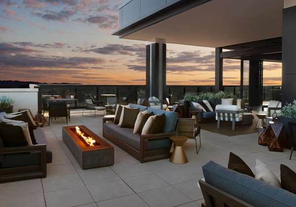 Bar - Grand Hyatt Hotel Nashville - I-40 & I-65, Exit 209