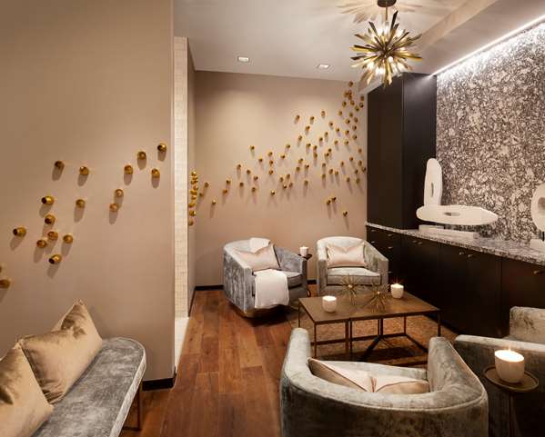 Spa - Grand Hyatt Hotel Nashville - I-40 & I-65, Exit 209