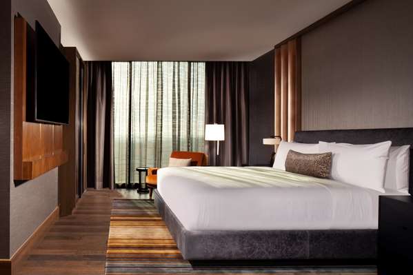 Suite - Grand Hyatt Hotel Nashville - I-40 & I-65, Exit 209
