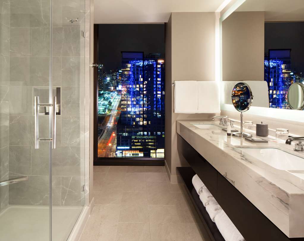GRAND HYATT NASHVILLE - Photo 40