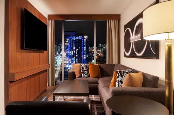 Suite - Grand Hyatt Hotel Nashville - I-40 & I-65, Exit 209