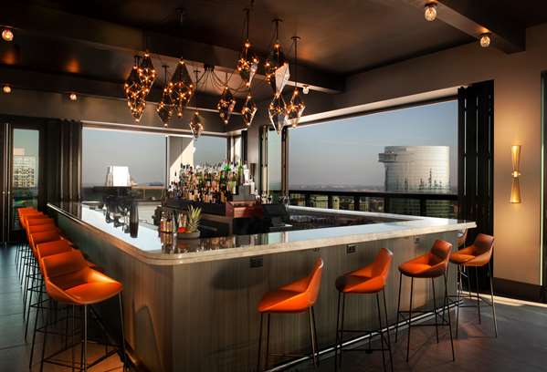 Bar - Grand Hyatt Hotel Nashville - I-40 & I-65, Exit 209