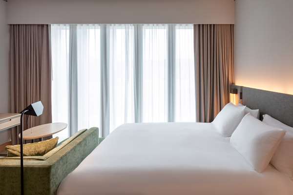 HYATT REGENCY ZURICH AIRPORT - Photo 4