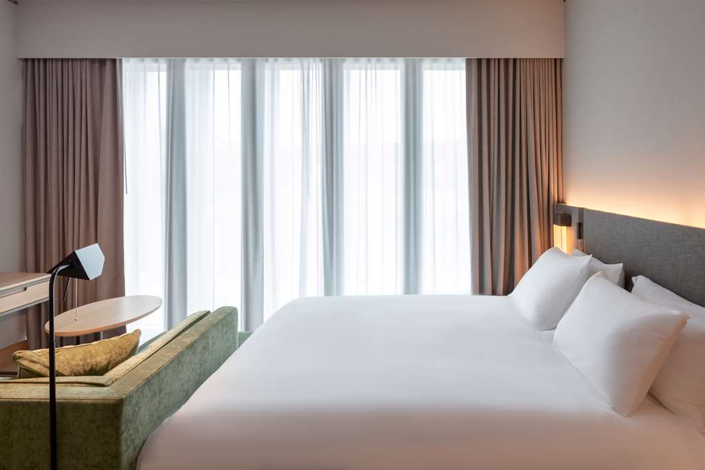 HYATT REGENCY ZURICH AIRPORT - Photo 4