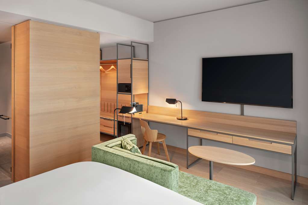 HYATT REGENCY ZURICH AIRPORT - Photo 5