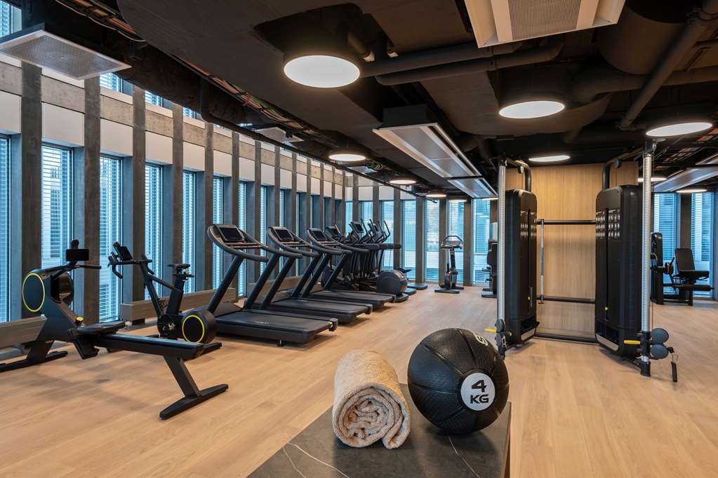 HYATT REGENCY ZURICH AIRPORT - Photo 13