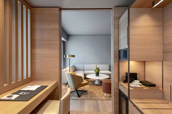 HYATT REGENCY ZURICH AIRPORT - Photo 33