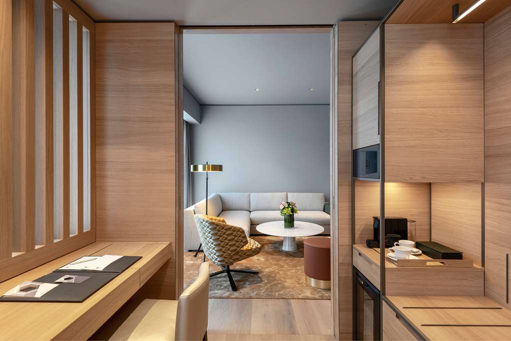HYATT REGENCY ZURICH AIRPORT - Photo 33