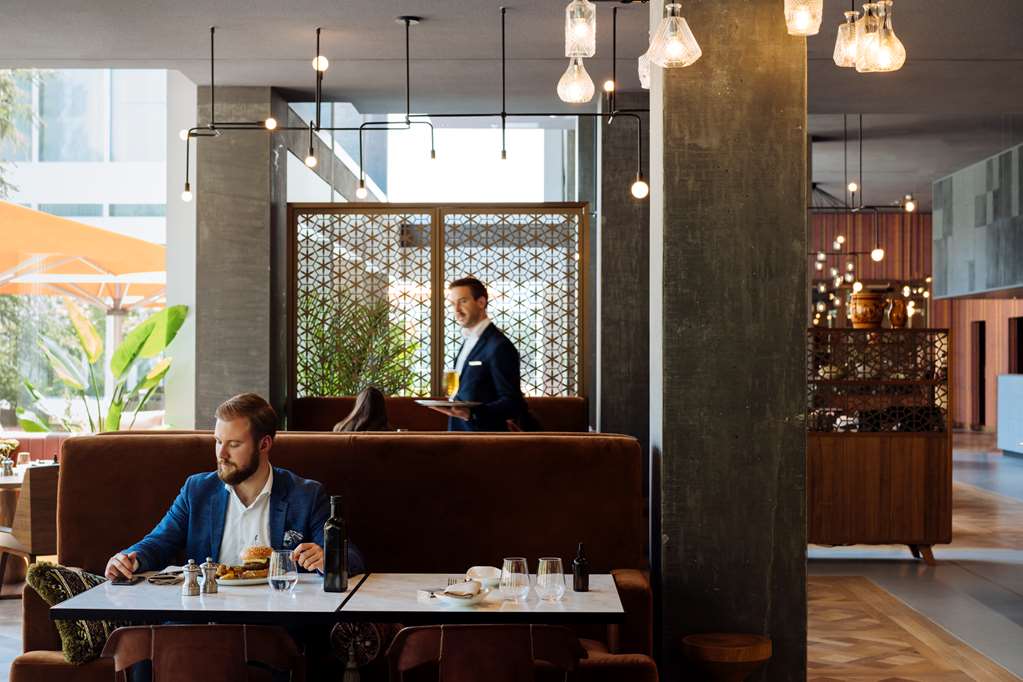 HYATT REGENCY ZURICH AIRPORT - Photo 44