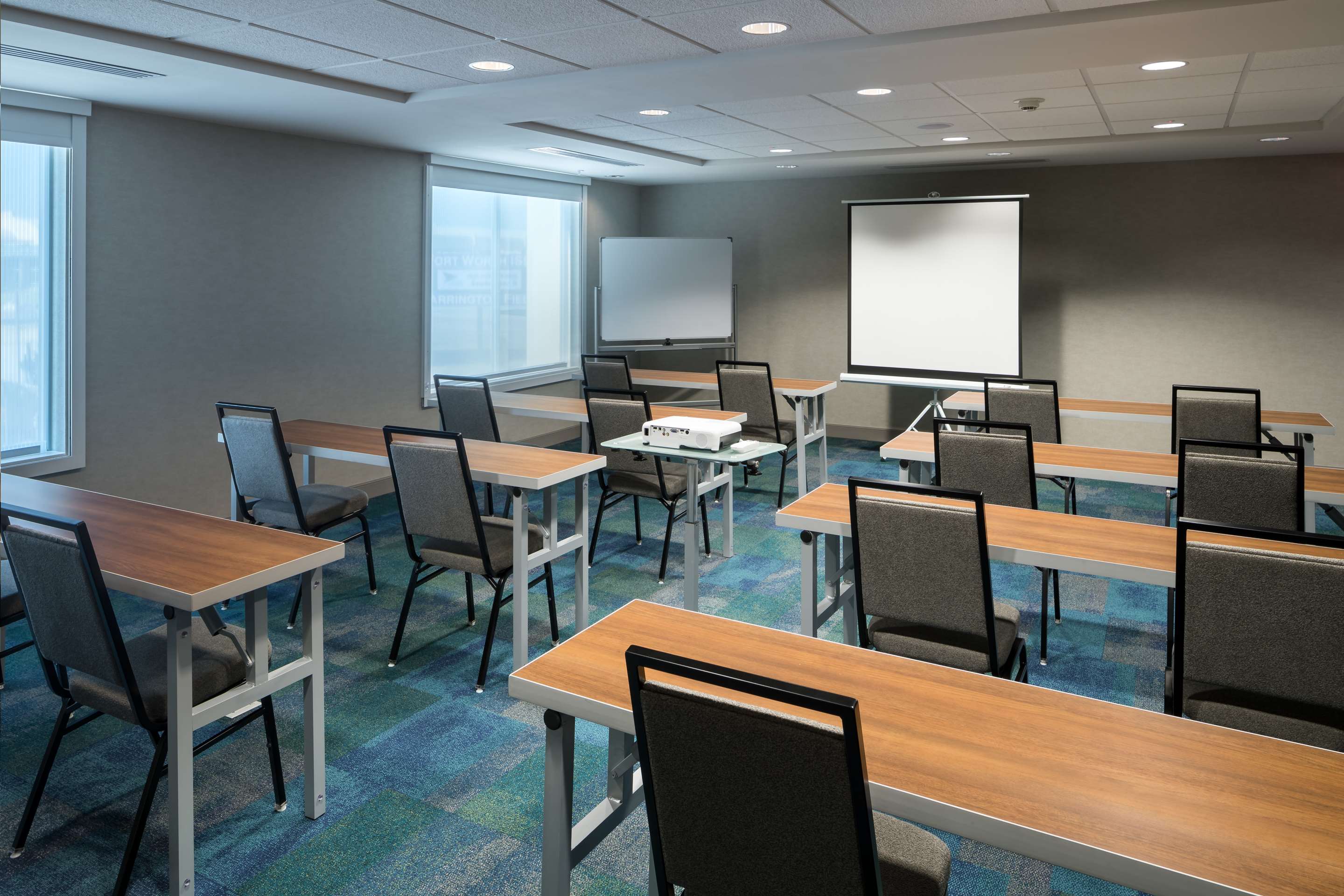 Meeting Room | Home2 Suites by Hilton Fort Worth Cultural District